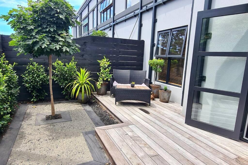 Apartment 1 - Haddin Court - Executive One Bedroom Blenheim Exterior foto